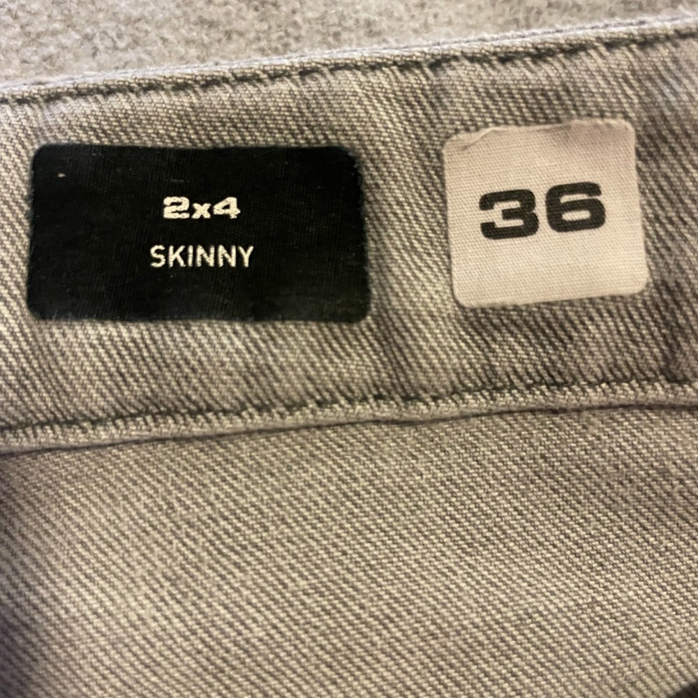 VOLCOM 2x4 SKINNY SIZE 36 JEANS